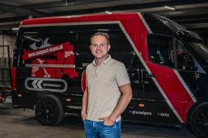 WhatsApp met David van Compactkaan Geresteijn B.V.